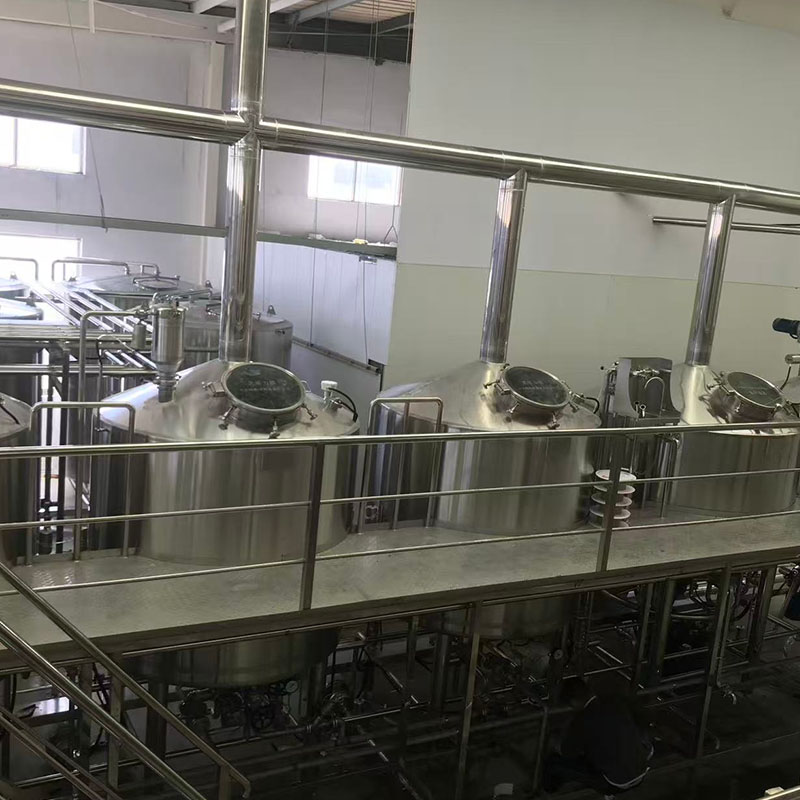 个旧小型啤酒设备