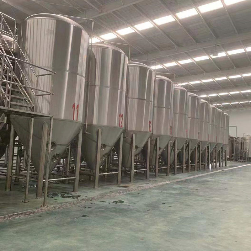 个旧小型啤酒设备